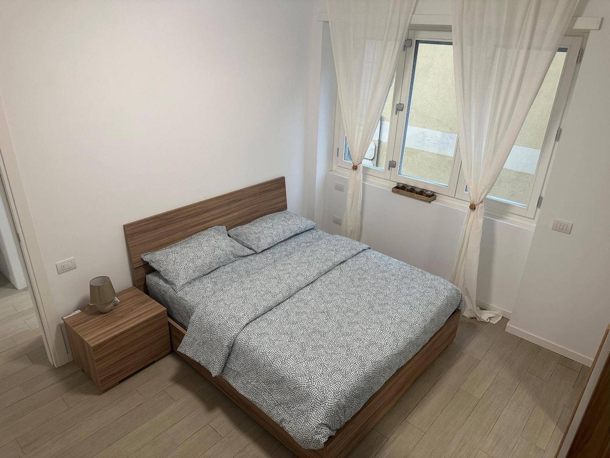 Casa Ideale Tim Appartmanti Moderni Vicina Al Centro Lecco Eksteriør billede