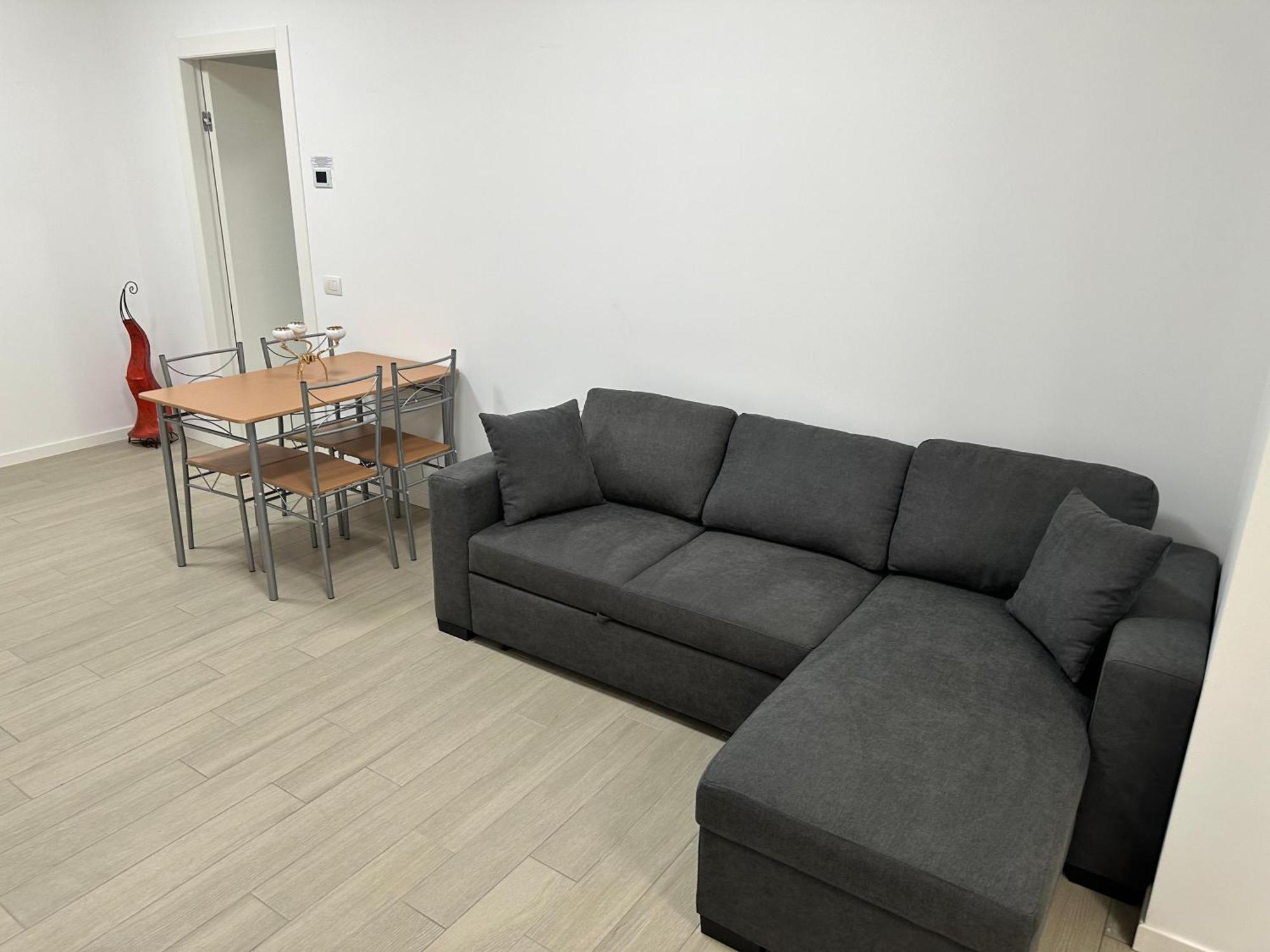 Casa Ideale Tim Appartmanti Moderni Vicina Al Centro Lecco Eksteriør billede