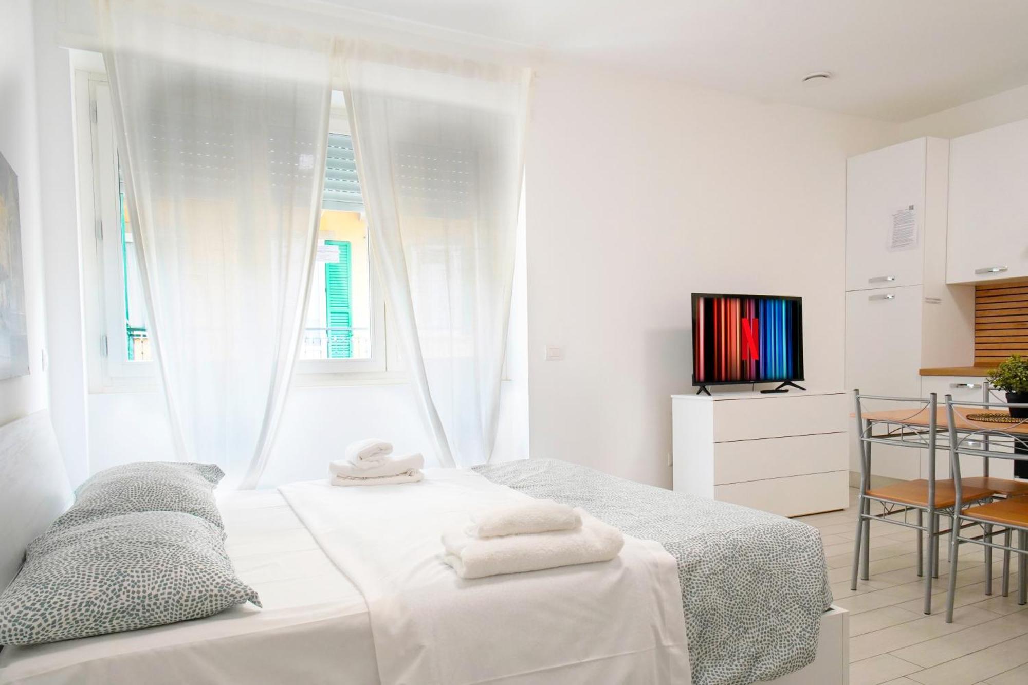 Casa Ideale Tim Appartmanti Moderni Vicina Al Centro Lecco Eksteriør billede