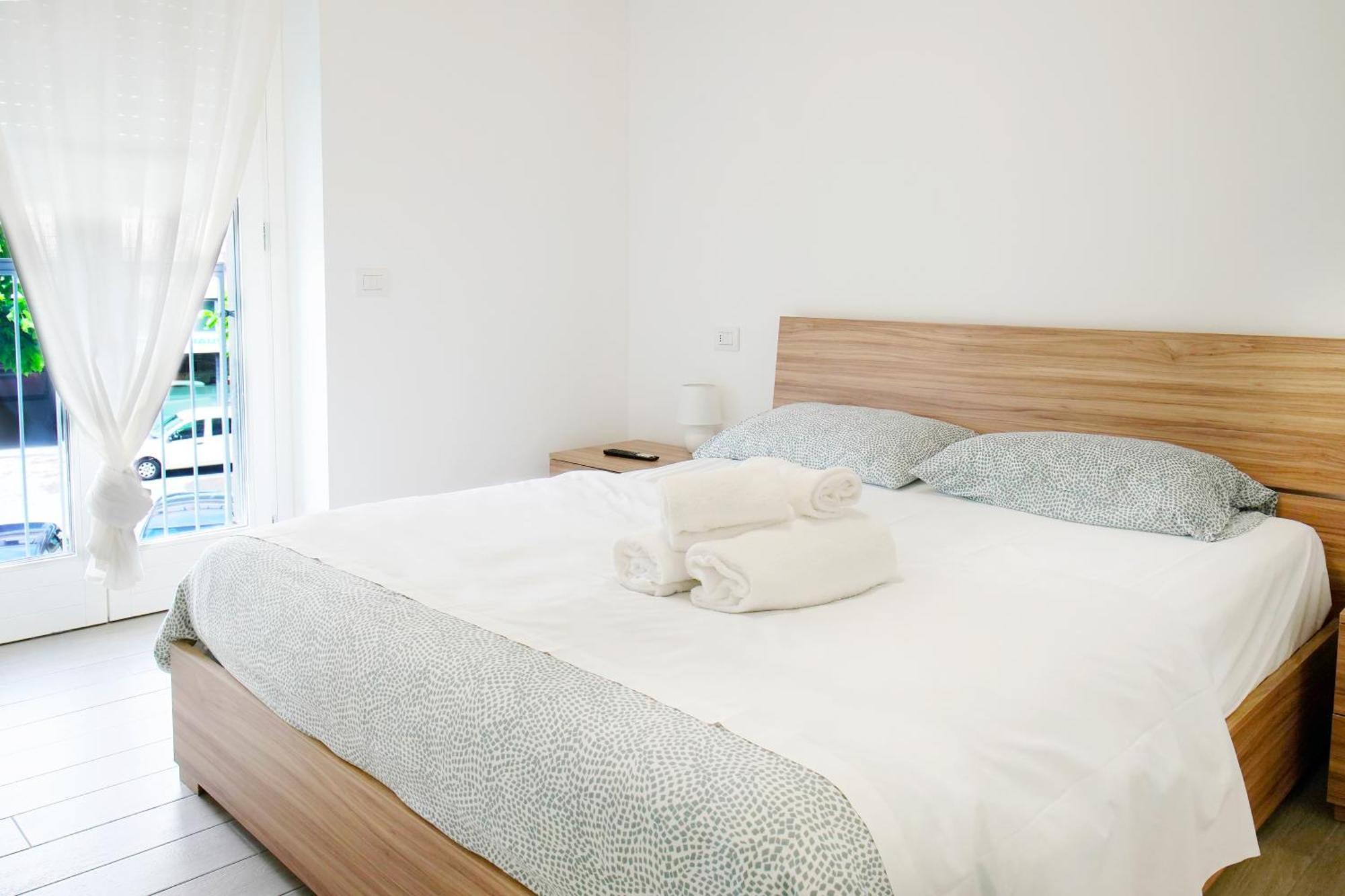 Casa Ideale Tim Appartmanti Moderni Vicina Al Centro Lecco Eksteriør billede